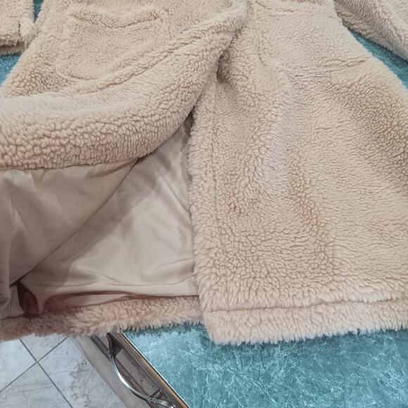 Wild Fable Tan Teddy Coat Size L New NWT buttons Pockets Cozy Warm Mob Sherpa - Picture 12 of 16
